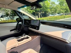 Lexus LM 2023 500h Six-Seat Premium Edition - ფოტო 6