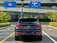 Bentley Bentayga 4.0T V8 - ფოტო 8