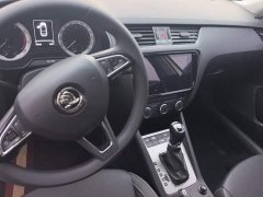 Skoda Octavia 2021 1.5L Automatic Comfort - ფოტო 12