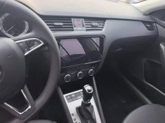 Skoda Octavia 2021 1.5L Automatic Comfort - ფოტო 13