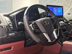 Toyota HIACE 2022 3.5L Automatic 7-Seater - ფოტო 7