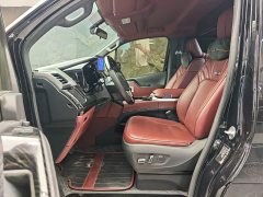 Toyota HIACE 2022 3.5L Automatic 7-Seater - ფოტო 8