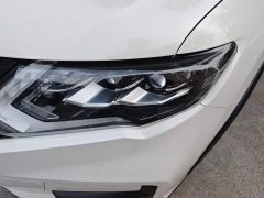Nissan Qashqai Classic 2.0L FWD Smart Connect Premium Edition - ფოტო 5