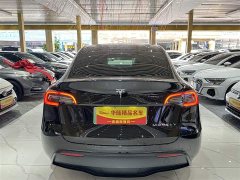 Tesla Model Y Standard Range RWD - ფოტო 3