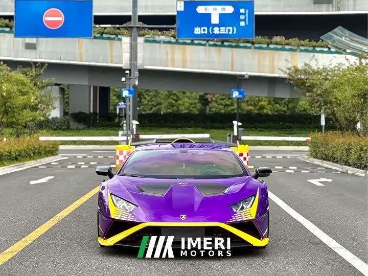 Lamborghini Huracán STO