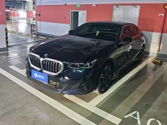 BMW 5 Series 525Li M Sport Package - ფოტო 1