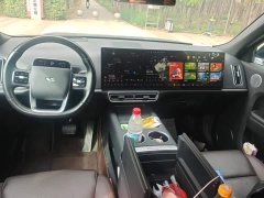 Li Auto L8 2023 Pro - ფოტო 12