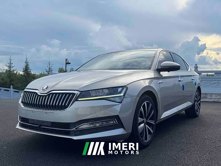 Skoda Superb TSI280 DSG Prestige - ავტომობილი ჩინეთიდან