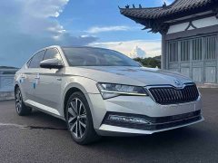 Skoda Superb TSI280 DSG Prestige - ფოტო 3