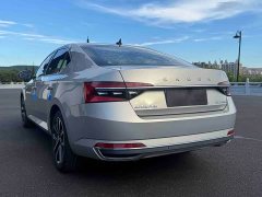 Skoda Superb TSI280 DSG Prestige - ფოტო 4