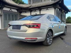 Skoda Superb TSI280 DSG Prestige - ფოტო 6