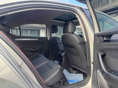Skoda Superb TSI280 DSG Prestige - ფოტო 9