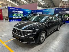 Volkswagen Passat Plug-in Hybrid 430PHEV Hybrid Business Edition - ფოტო 1