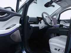 Voyah Lantu Dreamchaser PHEV AWD Flagship Kunpeng Edition - ფოტო 4
