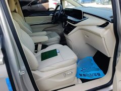 Buick GL8 ES Luxe Enjoyment Edition - ფოტო 8