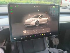 Tesla Model Y Rear-Wheel Drive - ფოტო 14