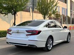 Honda Accord 260TURBO Luxury Edition - ფოტო 7
