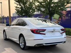 Honda Accord 260TURBO Luxury Edition - ფოტო 9