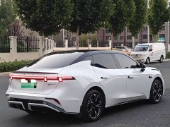 Lynk & Co Geely Lynk & Co 07 EM-P 126 Extended Range Ultra - ფოტო 10