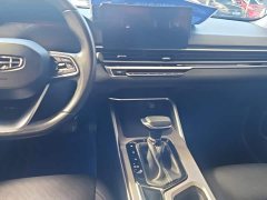 Geely Emgrand 2022 4th Generation 1.5L CVT Luxury - ფოტო 13