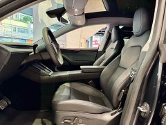 Tesla Model Y Rear-Wheel Drive - ფოტო 5