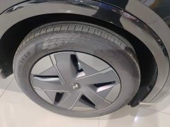 Nio Lerado L90 2025 Pro Six-Seater - ფოტო 6