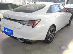 Hyundai Elantra 2021 1.5L CVT Luxury - ფოტო 3