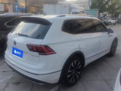Volkswagen Tiguan L 330TSI Automatic FWD R-Line Comfort Edition - ფოტო 3