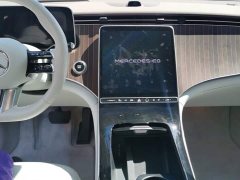 Mercedes-Benz EQE SUV 350 4MATIC Luxury - ფოტო 12