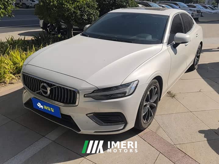Volvo S60 T4 Intelligent Luxury Edition - ავტომობილი ჩინეთიდან