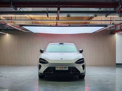 Xiaomi YU7 2025 Four-Wheel Drive Max Edition - ფოტო 2