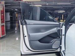 Xiaomi YU7 2025 Four-Wheel Drive Max Edition - ფოტო 5