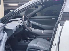 Xiaomi YU7 2025 Four-Wheel Drive Max Edition - ფოტო 6