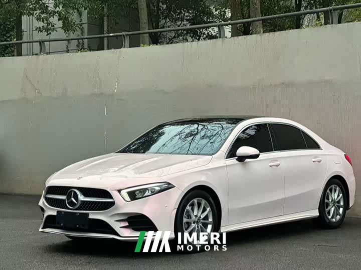 Mercedes-Benz A-Class A 200 L Sport Sedan Fashion Edition