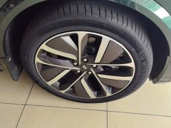 Li Auto L9 2023 Pro - ფოტო 6