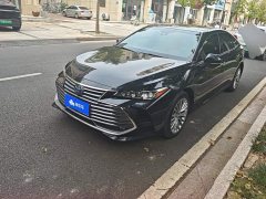 Toyota Avalon 2019 Hybrid 2.5L XLE Premium China VI - ფოტო 1