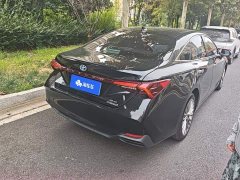 Toyota Avalon 2019 Hybrid 2.5L XLE Premium China VI - ფოტო 3