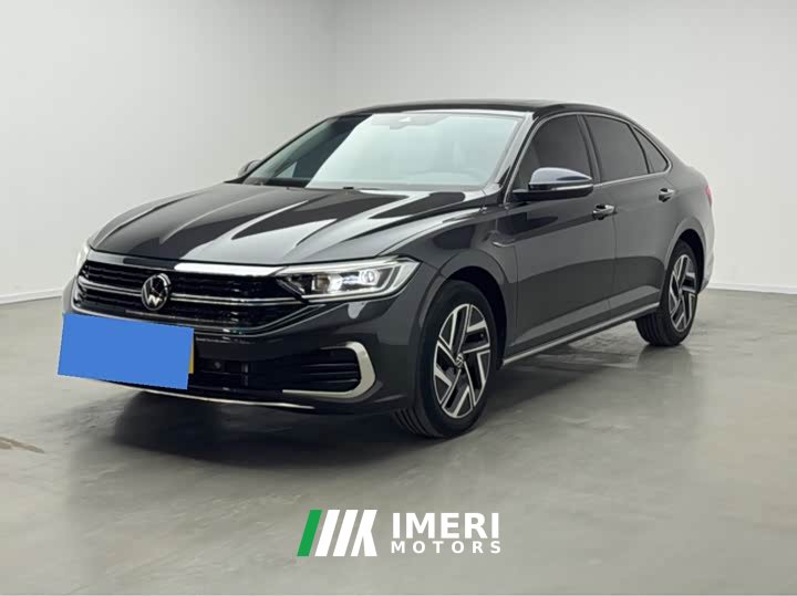 Volkswagen Sagitar 300TSI DSG Excellence Edition - ავტომობილი ჩინეთიდან