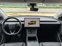 Tesla Model Y Long Range All-Wheel Drive - ფოტო 6
