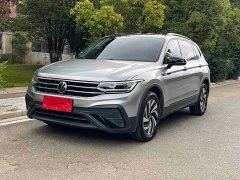 Volkswagen Tiguan L 330TSI Automatic Two-Wheel Drive Comfort Edition - ფოტო 1