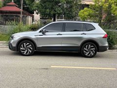 Volkswagen Tiguan L 330TSI Automatic Two-Wheel Drive Comfort Edition - ფოტო 6