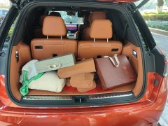 AITO M9 Extended Range Ultra 42kWh 6-Seater - ფოტო 4