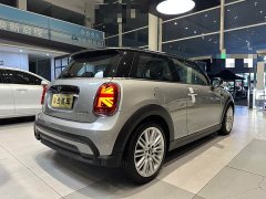 BMW MINI Facelift 1.5T COOPER Artist - ფოტო 7