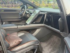 HiPhi X 2021 Flagship 6-Seater - ფოტო 8