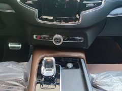 Volvo XC90 B6 Intelligent Luxury 7-Seater - ფოტო 8