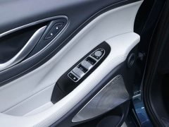Voyah Lantu Dreamchaser PHEV AWD Flagship Kunpeng Edition - ფოტო 7