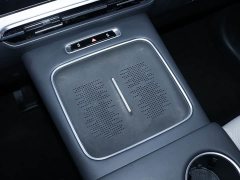 Voyah Lantu Dreamchaser PHEV AWD Flagship Kunpeng Edition - ფოტო 10