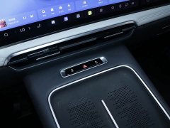 Voyah Lantu Dreamchaser PHEV AWD Flagship Kunpeng Edition - ფოტო 11