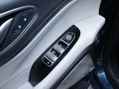 Voyah Lantu Dreamchaser PHEV AWD Flagship Kunpeng Edition - ფოტო 7