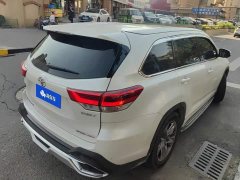 Toyota Highlander 2.0T AWD Luxury 7-Seater - ფოტო 3